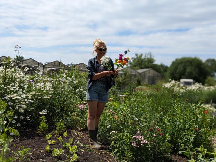 PXL 20240605 124842182.PORTRAIT